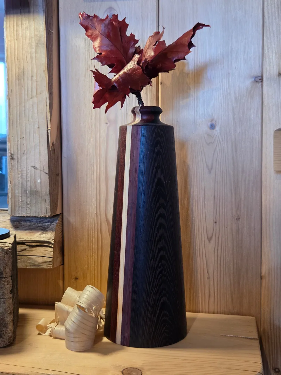 Il nido del picchio Essenze di vita portafialetta wenge 27cm