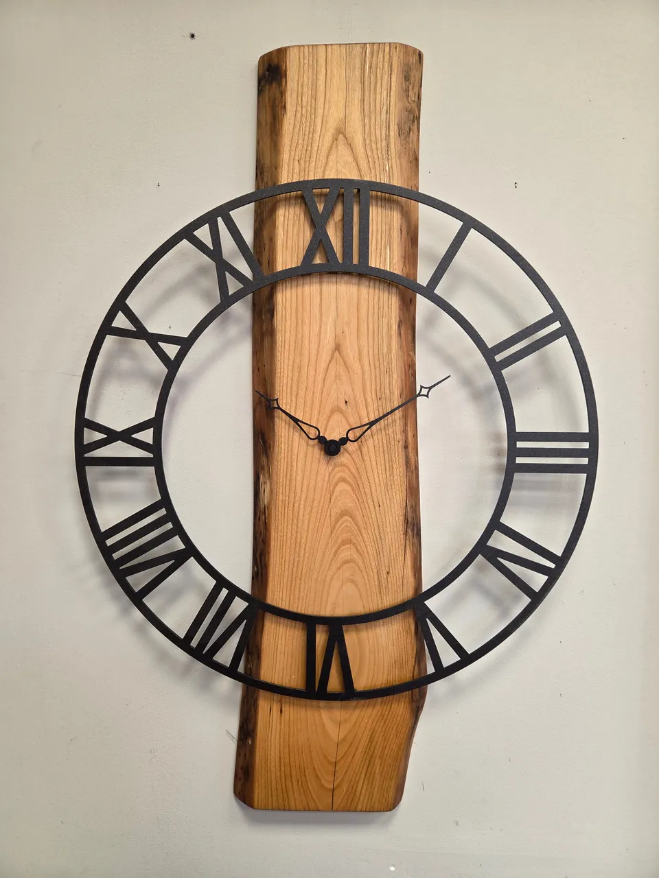 Il nido del picchio Orologio ciliegio 60 cm numeri romani