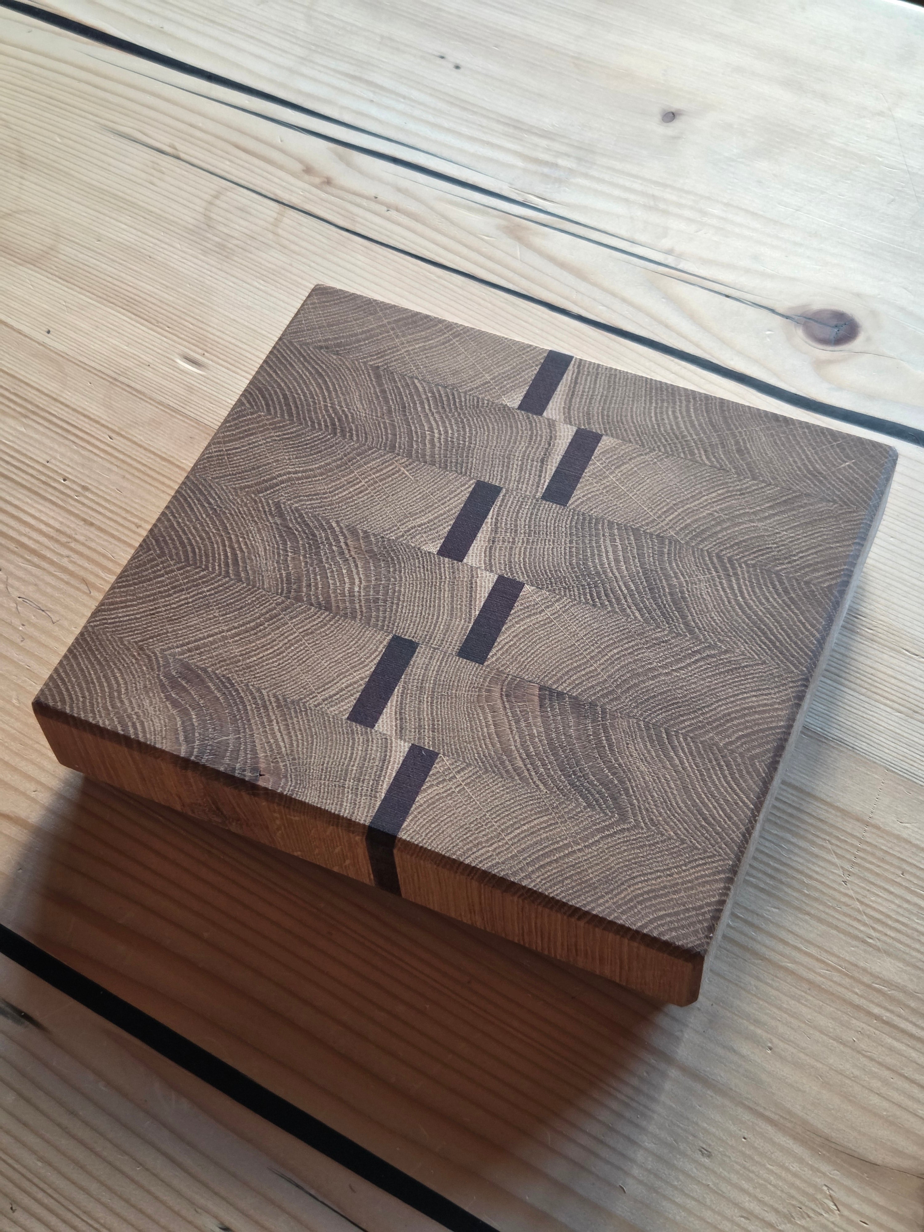 Il Nido del Picchio Tagliere da Tavola 22,5x20,5 rovere