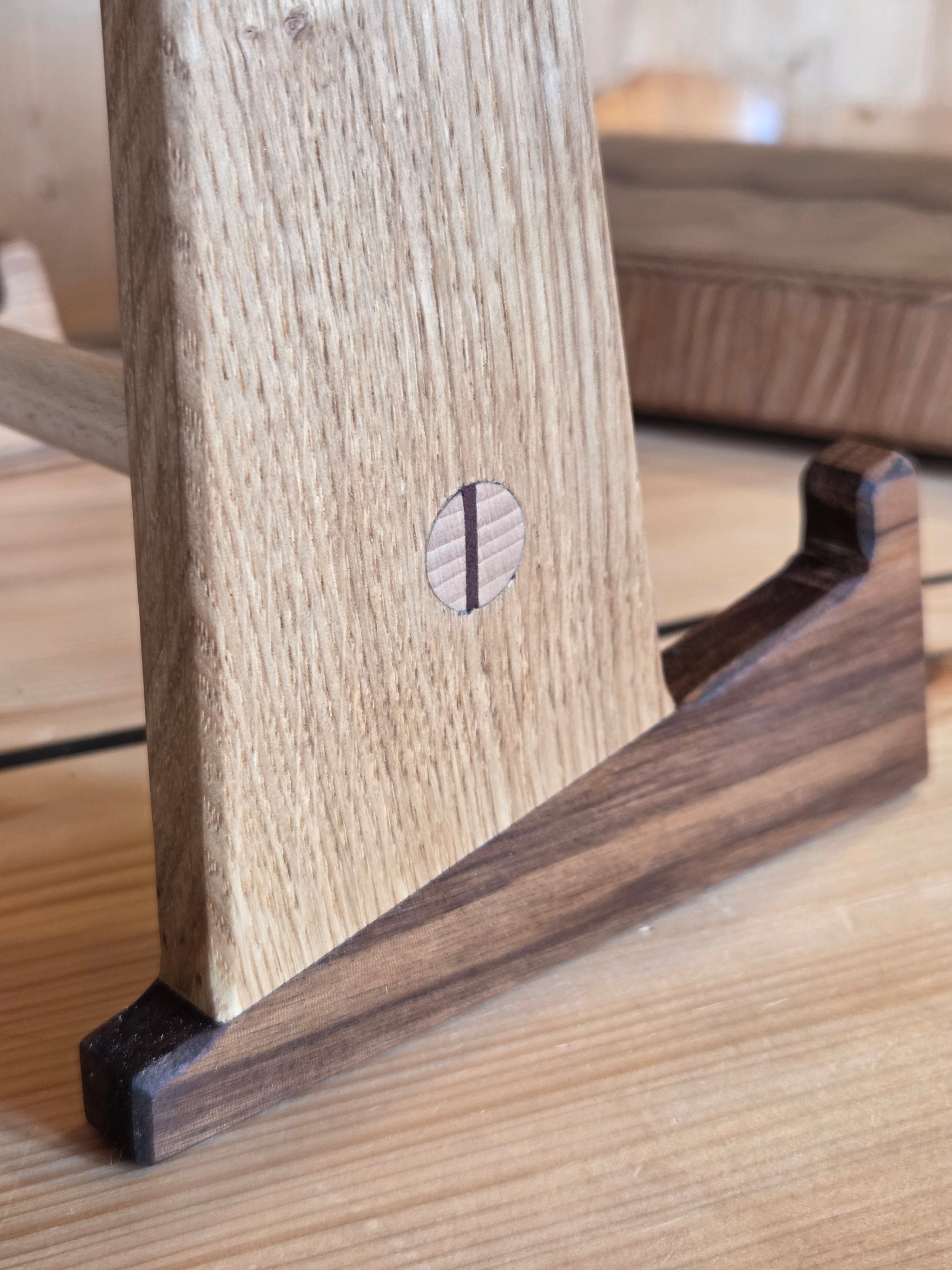 Il nido del picchio supporto per tagliere in legno
