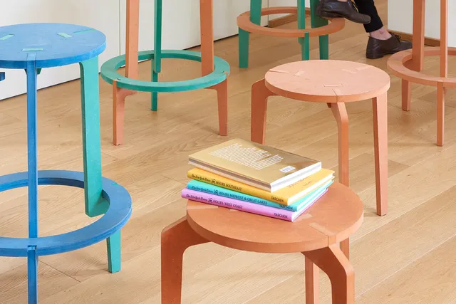 Cyrcus Design S-Tool sgabello MDF colorato basso alto