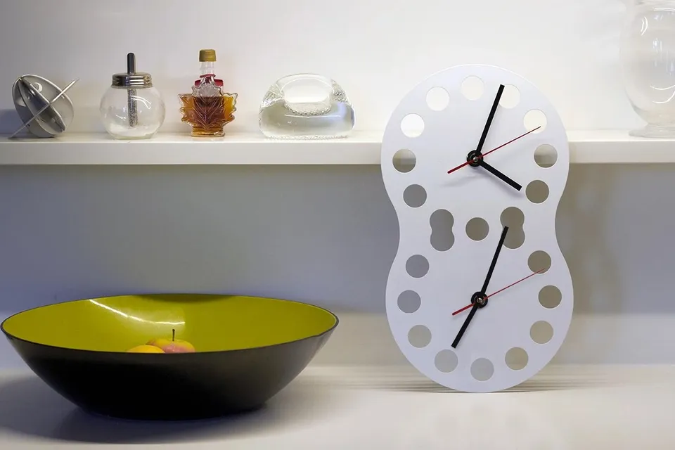 Cyrcus Design Jetlag orologio parete doppio fuso acciaio