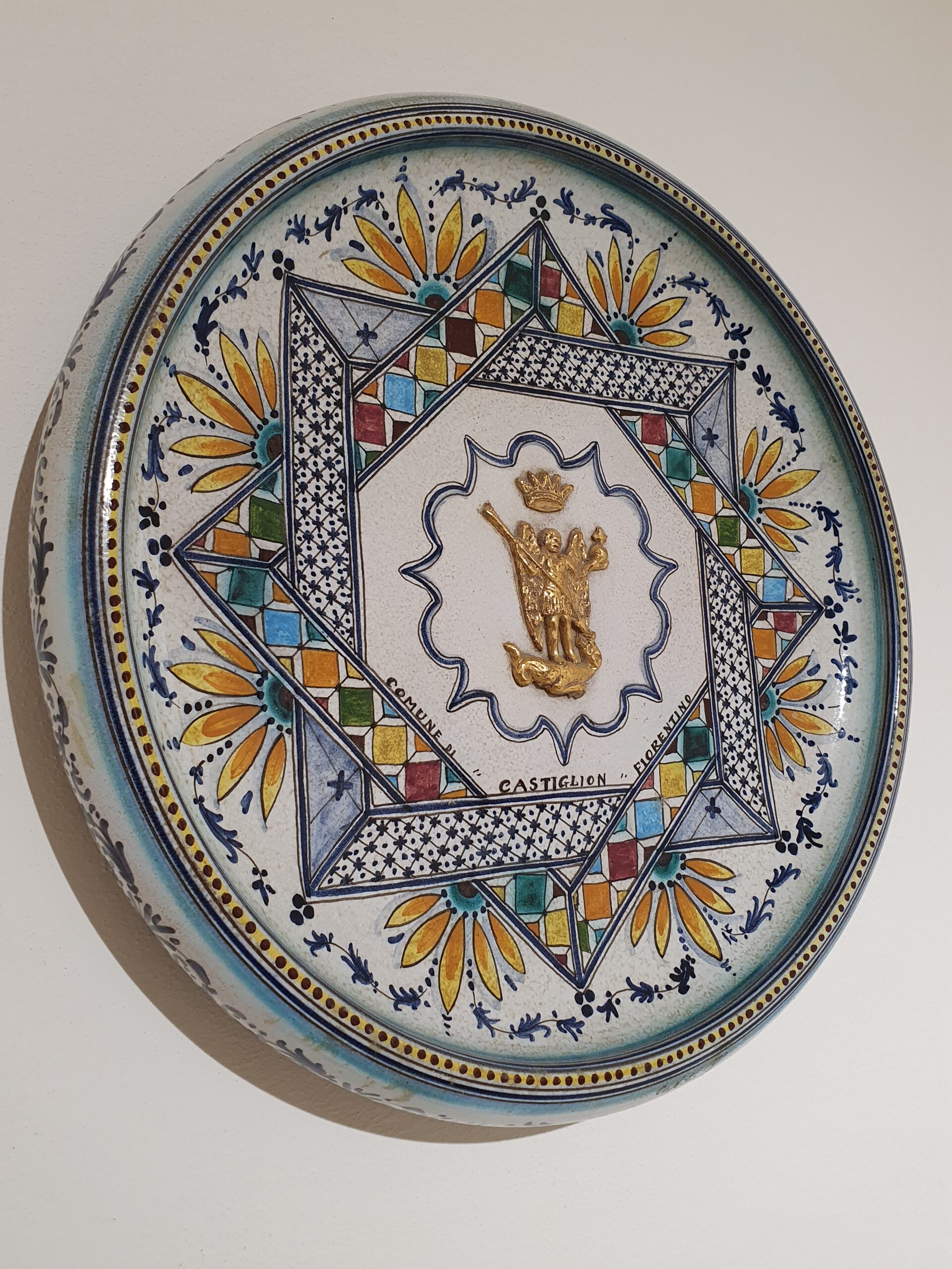 Ceramiche Capitini San Michele piatto ceramica decorato