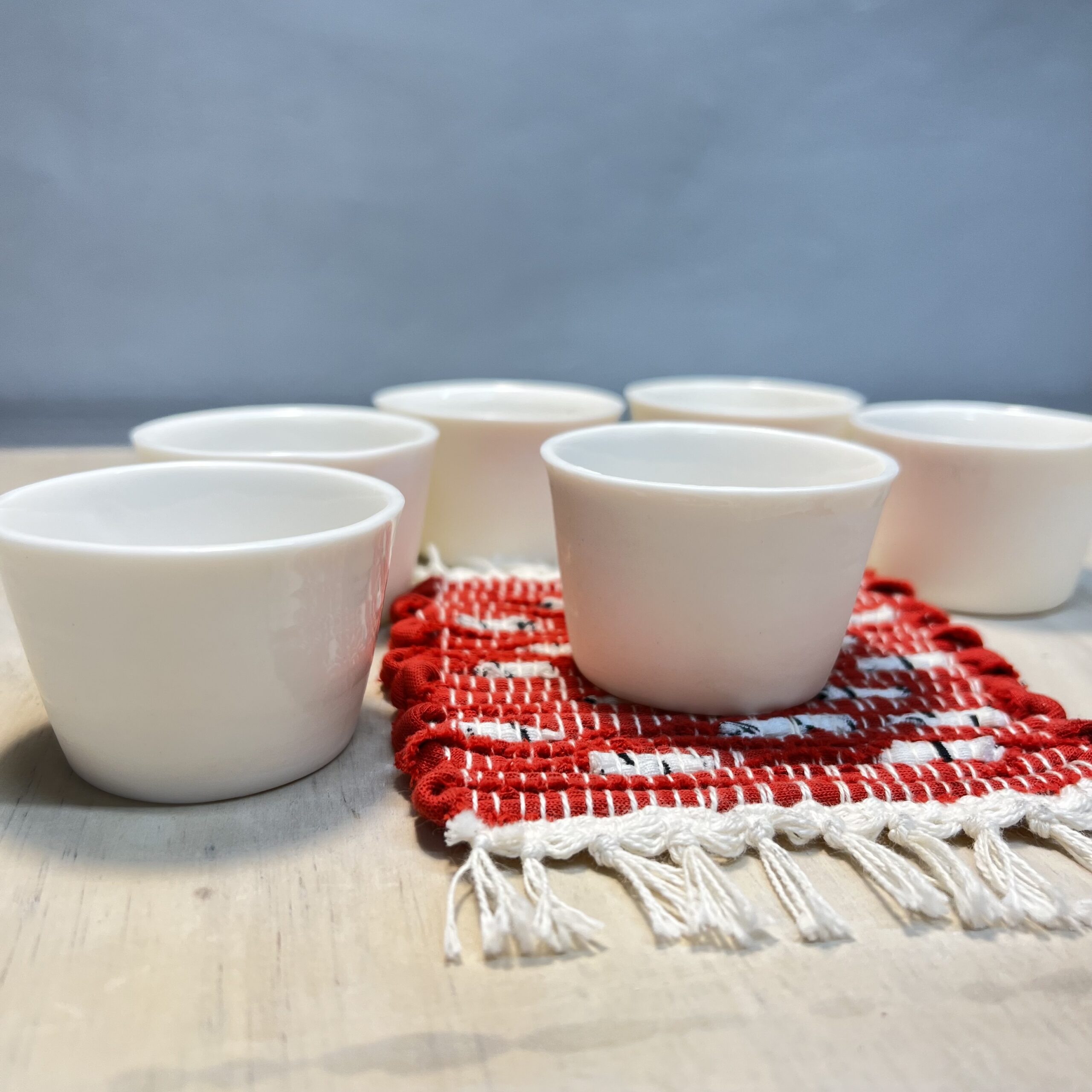 Atelier Alida Ceramiche Punto bicchierino in porcellana bianca