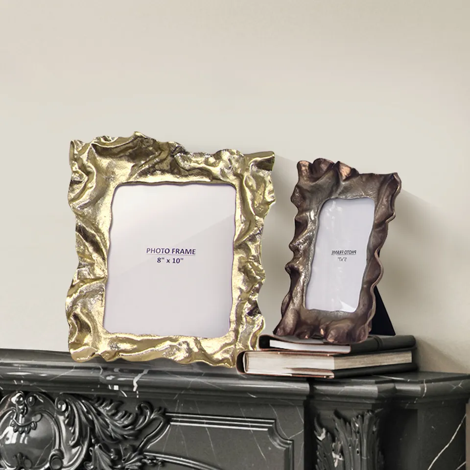 Galore Home Coastal Charm cornice alluminio oro foto