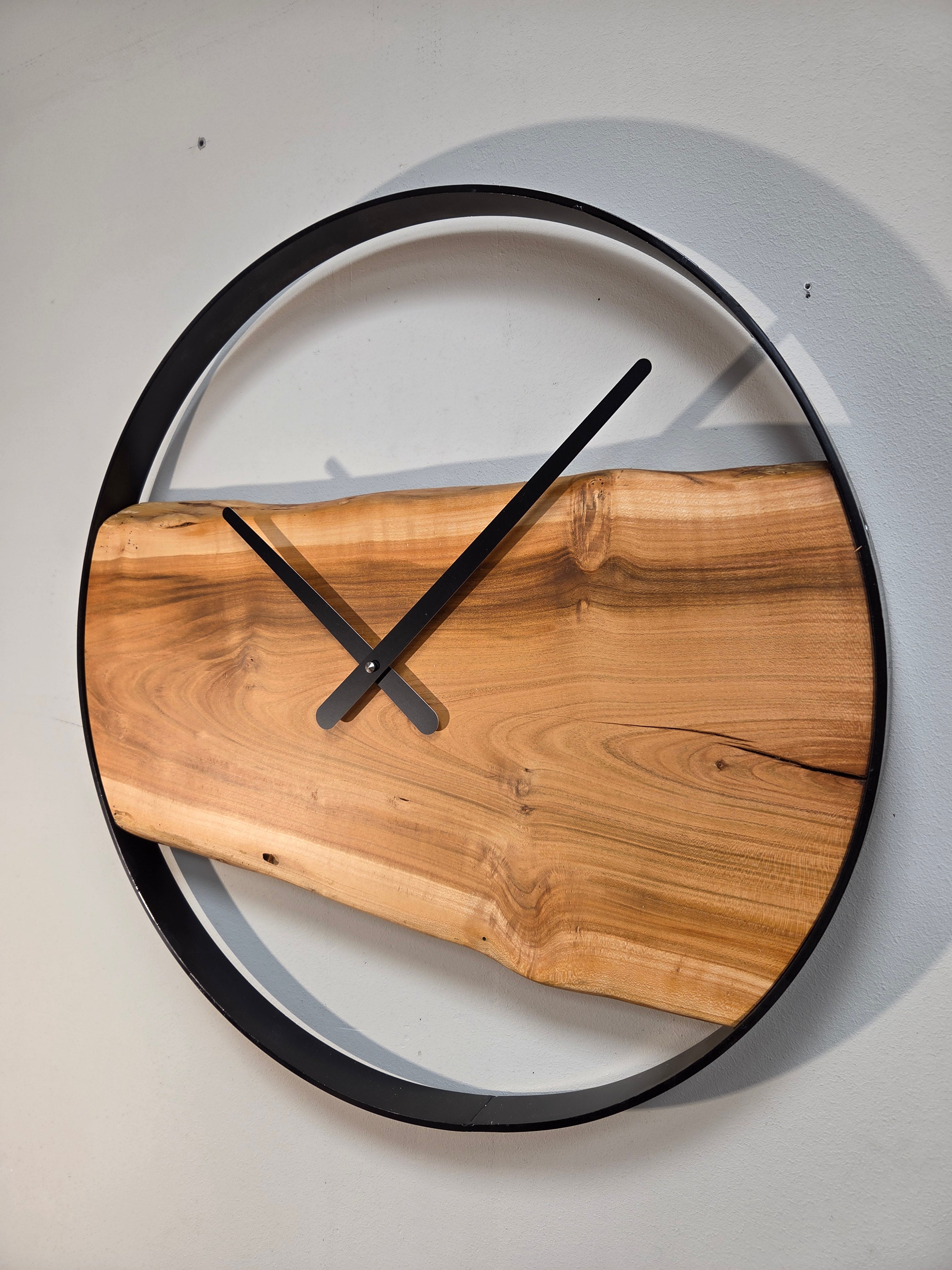 Il nido del picchio orologio da parete ciliegio 50cm ferro
