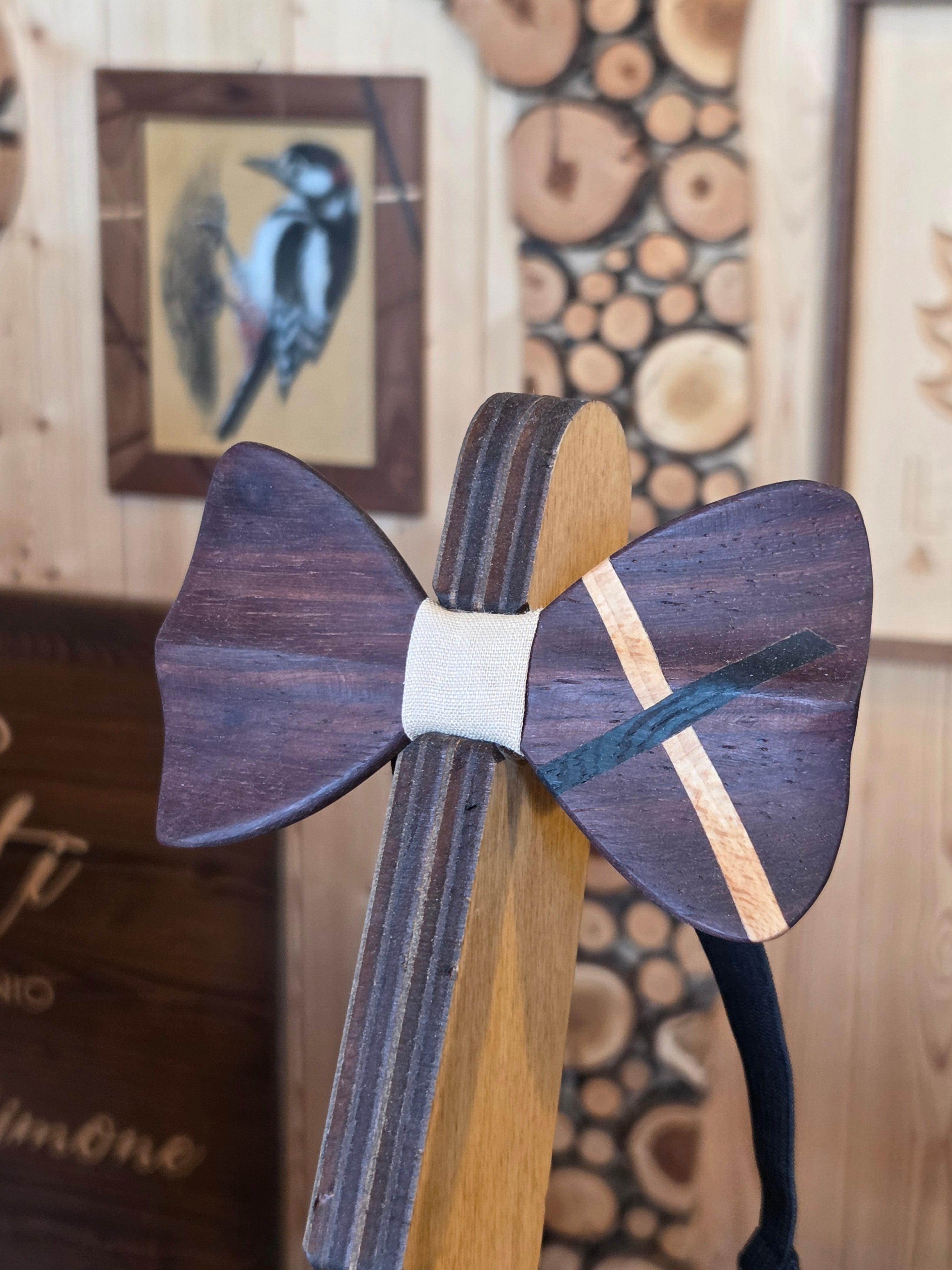 Sgualdini Simone Il Nido del Picchio Papillon 3D papillon legno inserti