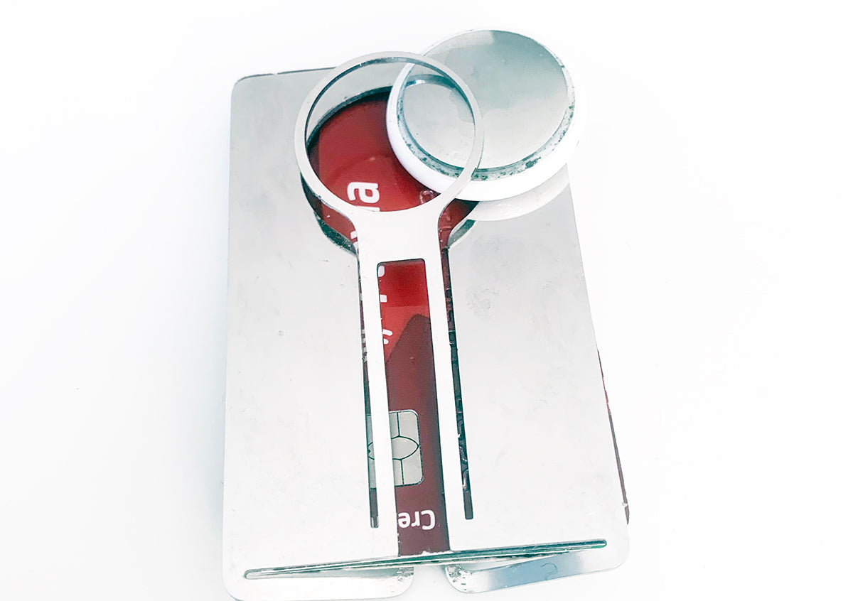 Cyrcus Design Are You portacarte acciaio con AirTag