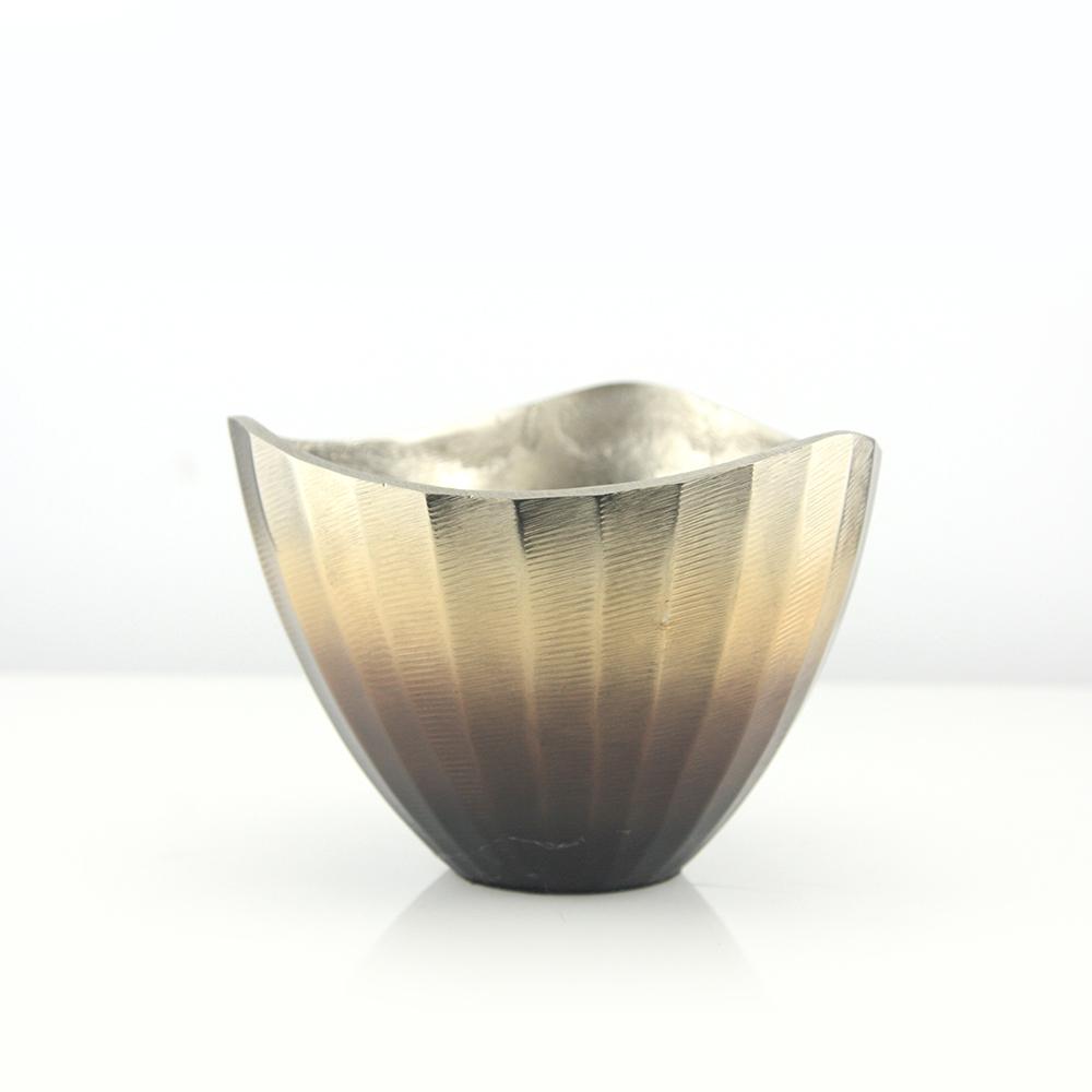 Galore Home Metal Gradient Centerpiece ciotola alluminio