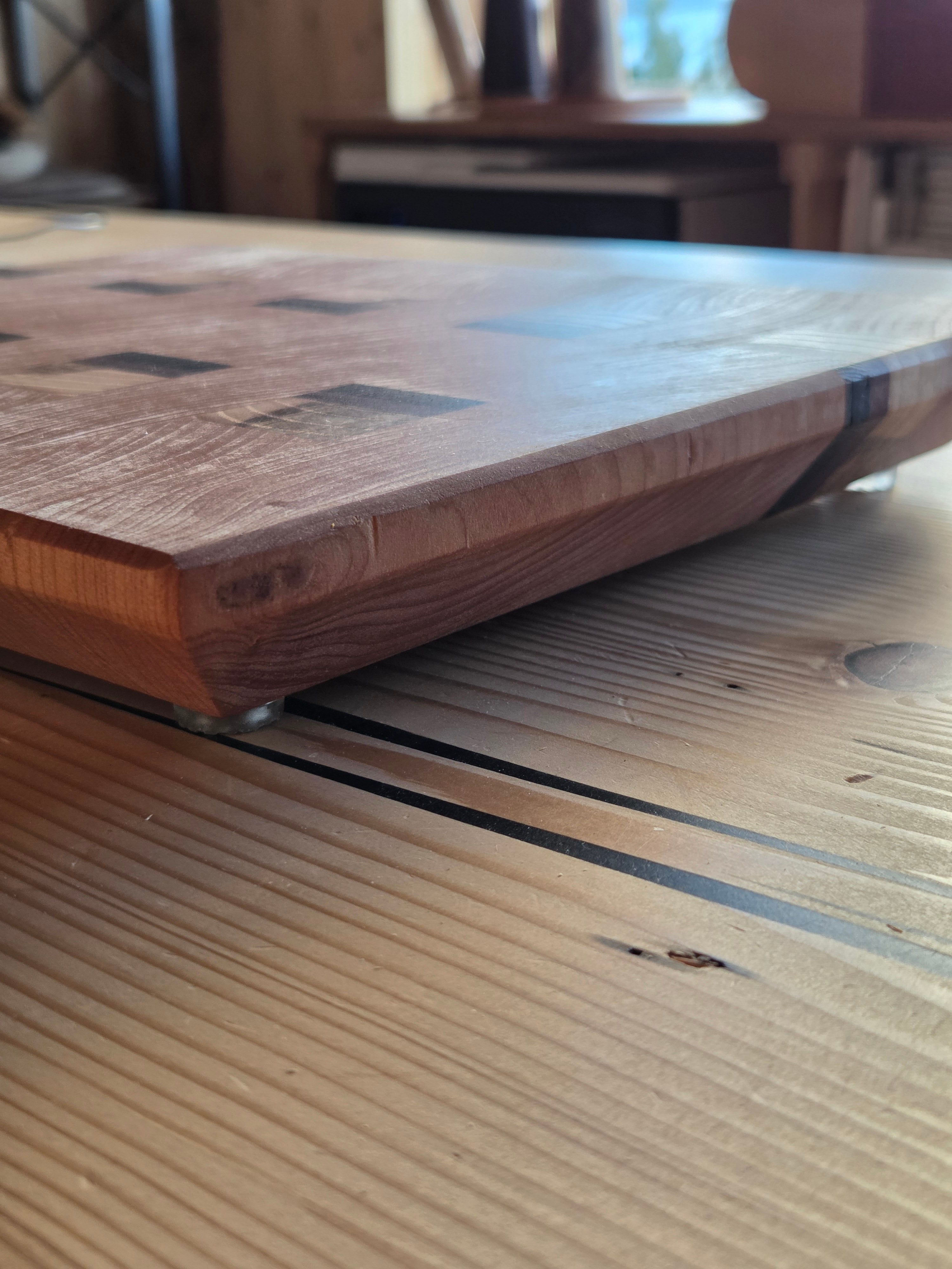 Il nido del picchio tagliere legno ciliegio 31x26 antiscivolo