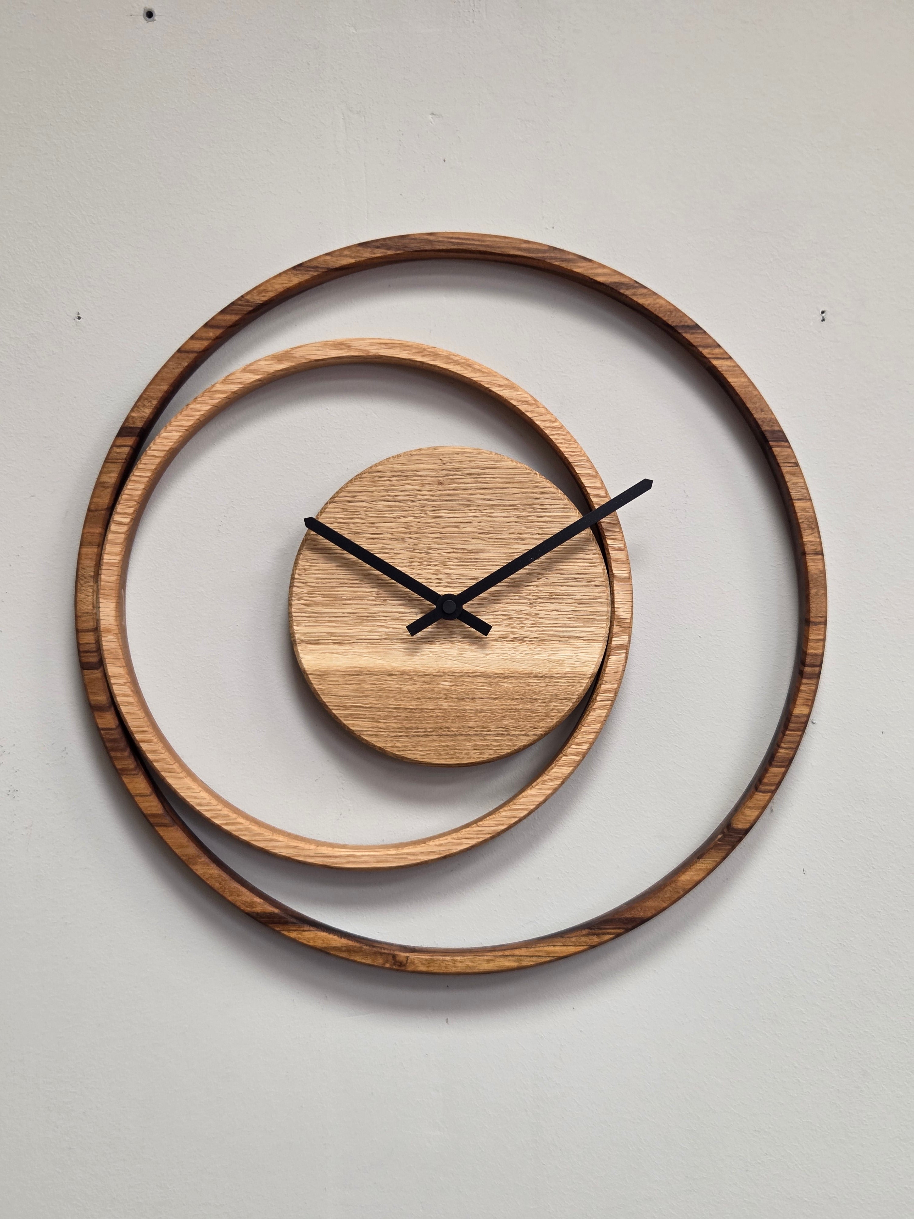 Il nido del picchio Excentrica Orologio parete ciliegio 50 cm