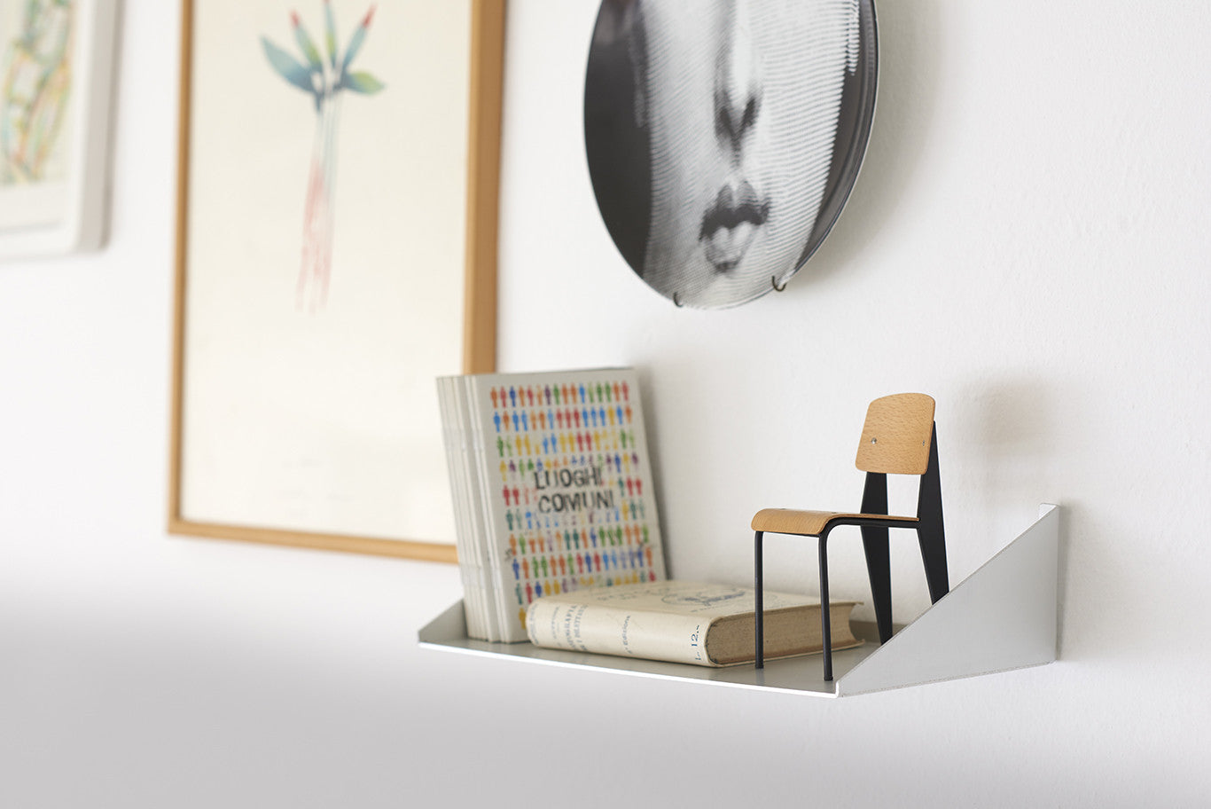 Cyrcus Design Omaggio a Donald Judd mensola alluminio