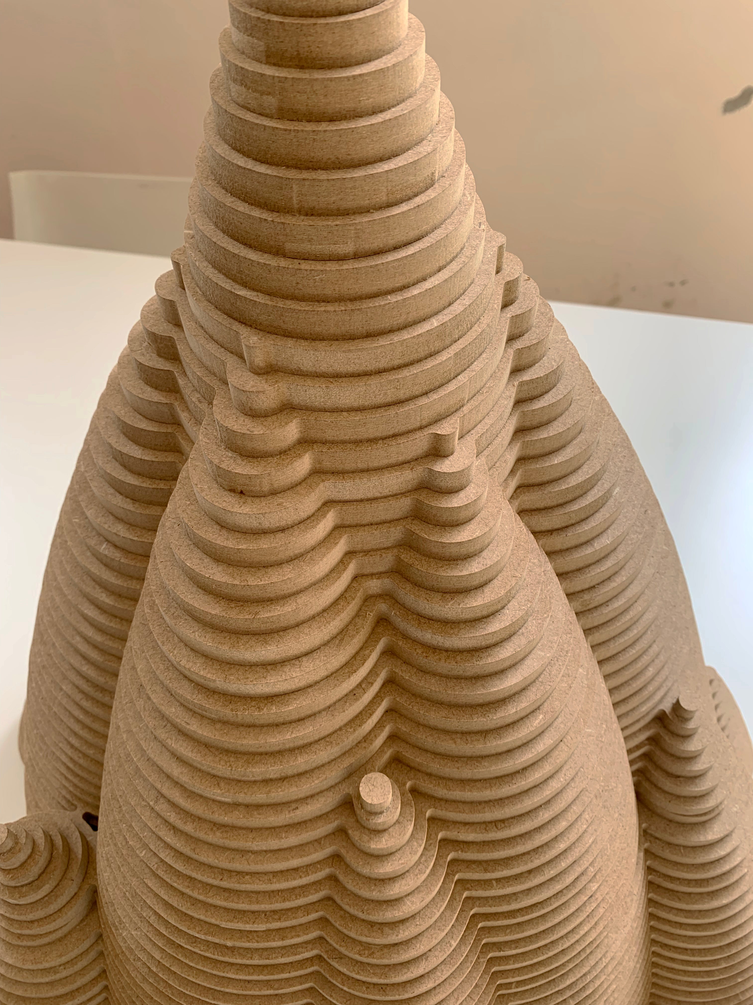 Cyrcus Design Imaginary Towers scultura piccola legno betulla