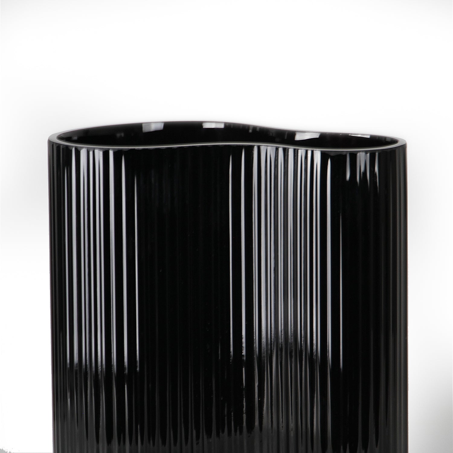 Galore Home Wavy Ribbed Small vaso vetro nero