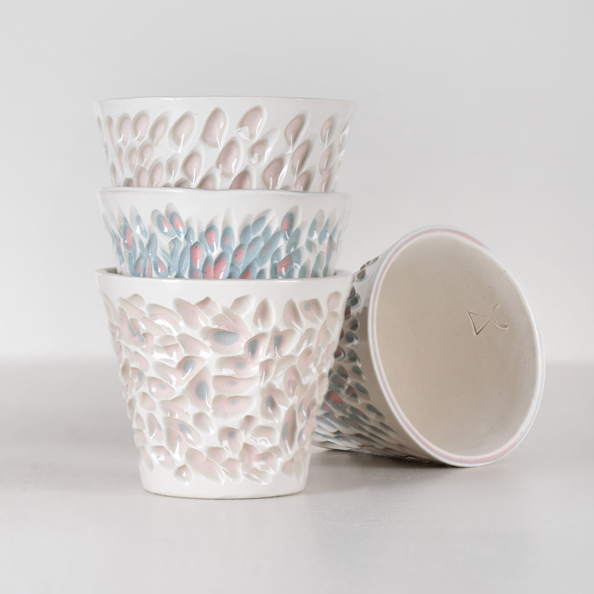 Atelier Alida Ceramiche Conchiglia bicchiere in gres bianco