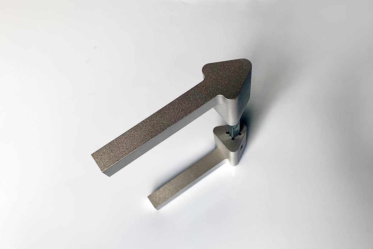 Cyrcus Design One Way maniglia alluminio anodizzato 12,5 cm