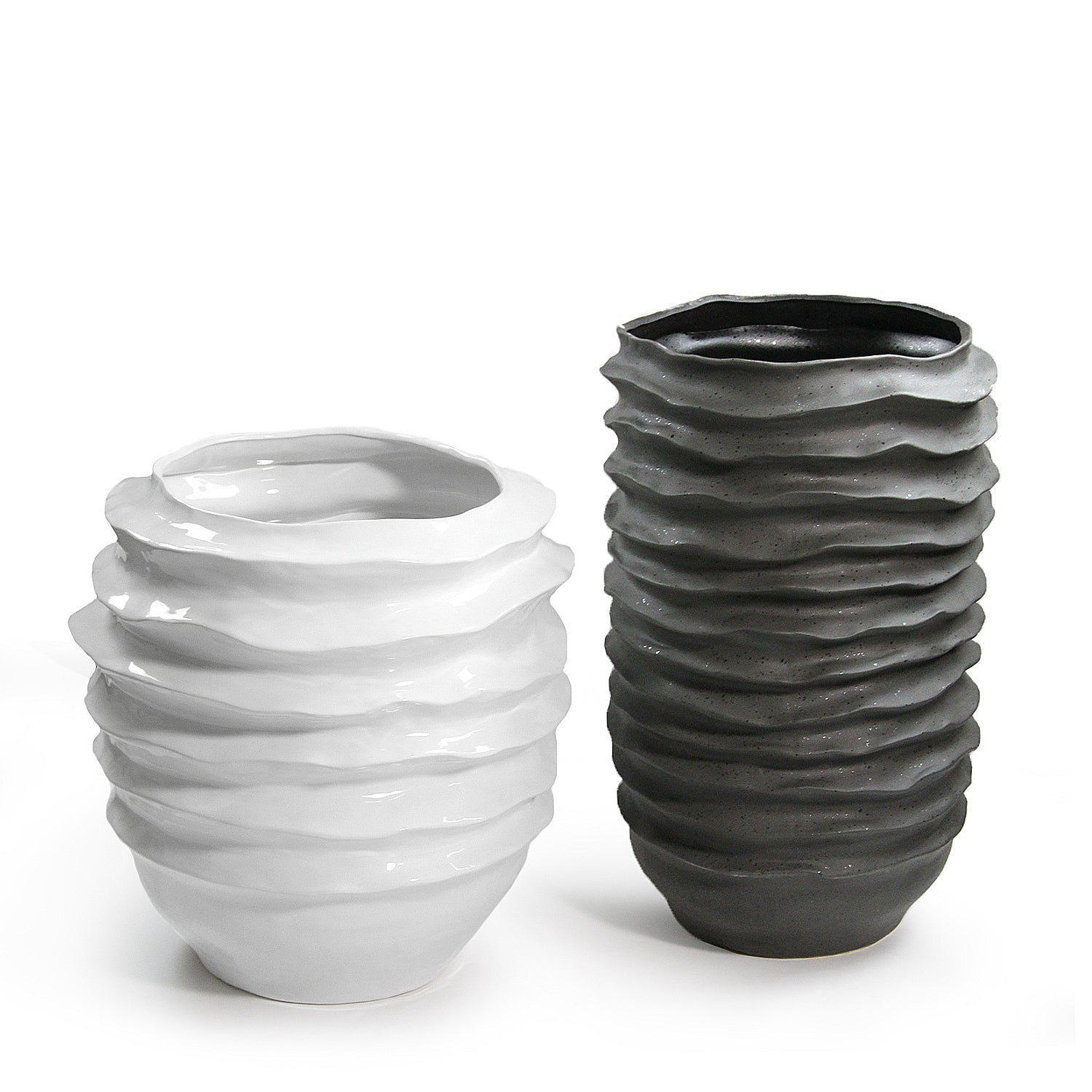 Galore Home Wavy Disk vaso ceramica nero alto bordo ondulato