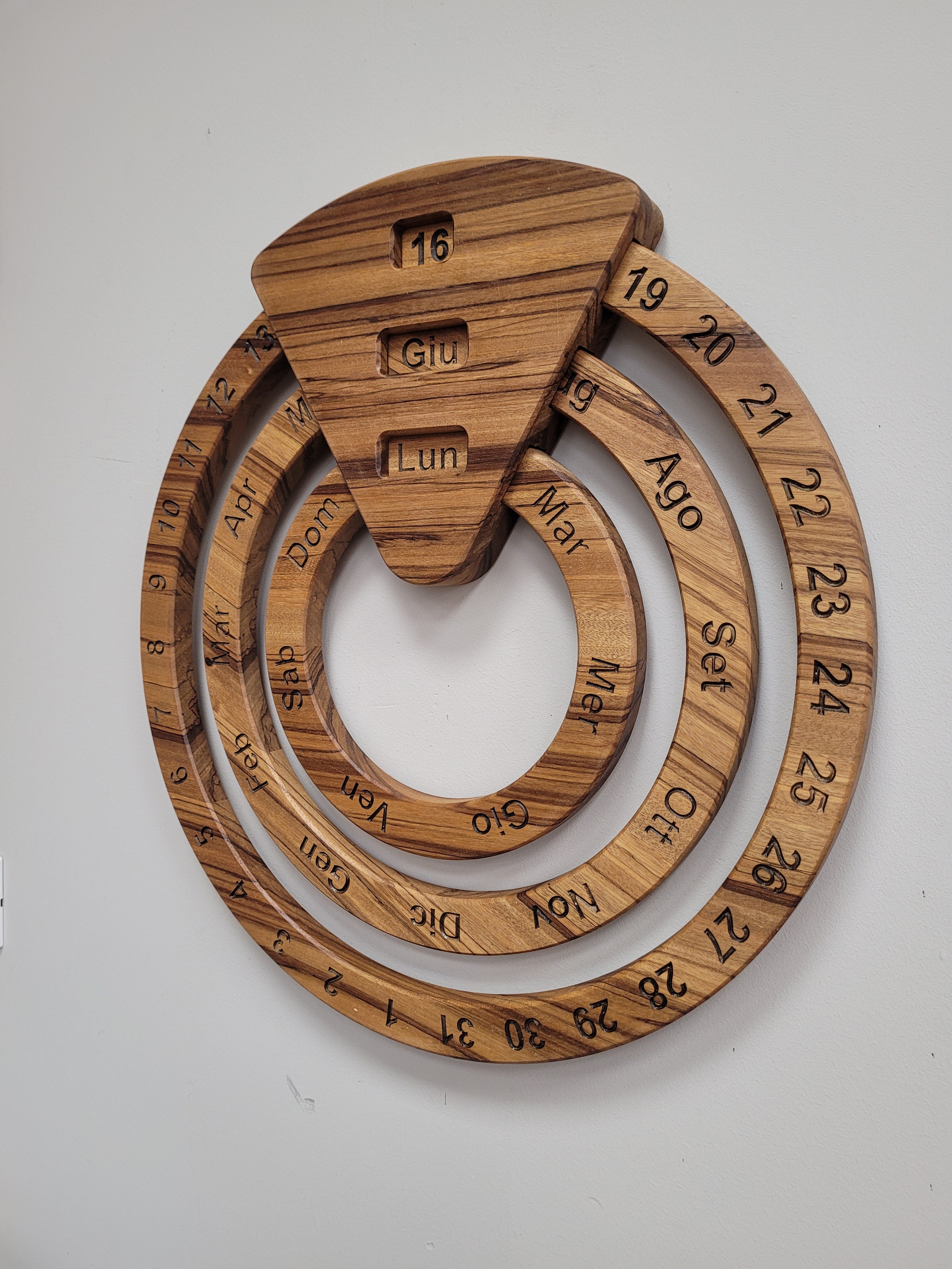Il nido del picchio datario perpetuo rovere 50cm legno