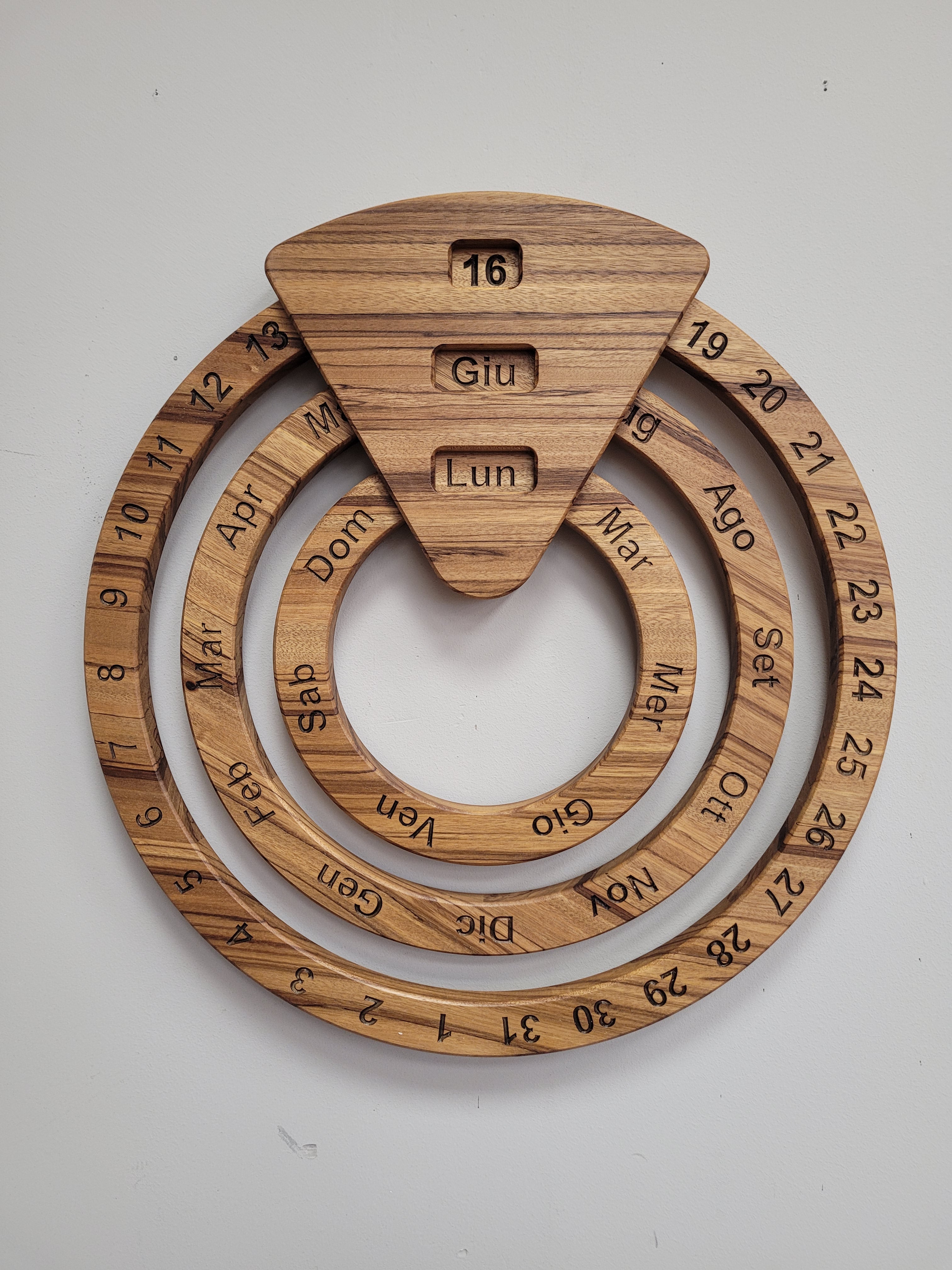 Il nido del picchio datario perpetuo rovere 50cm legno