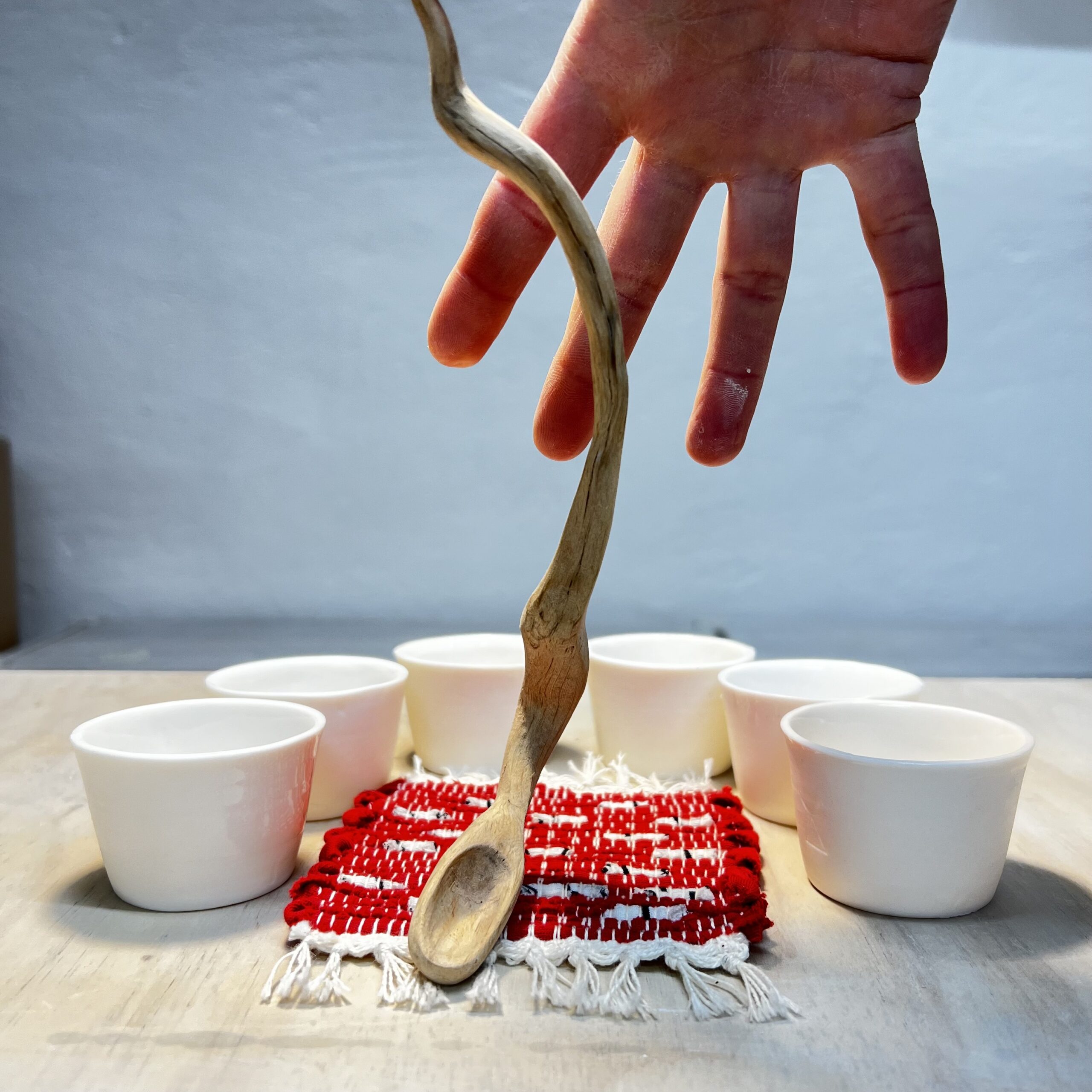 Atelier Alida Ceramiche Punto bicchierino in porcellana bianca
