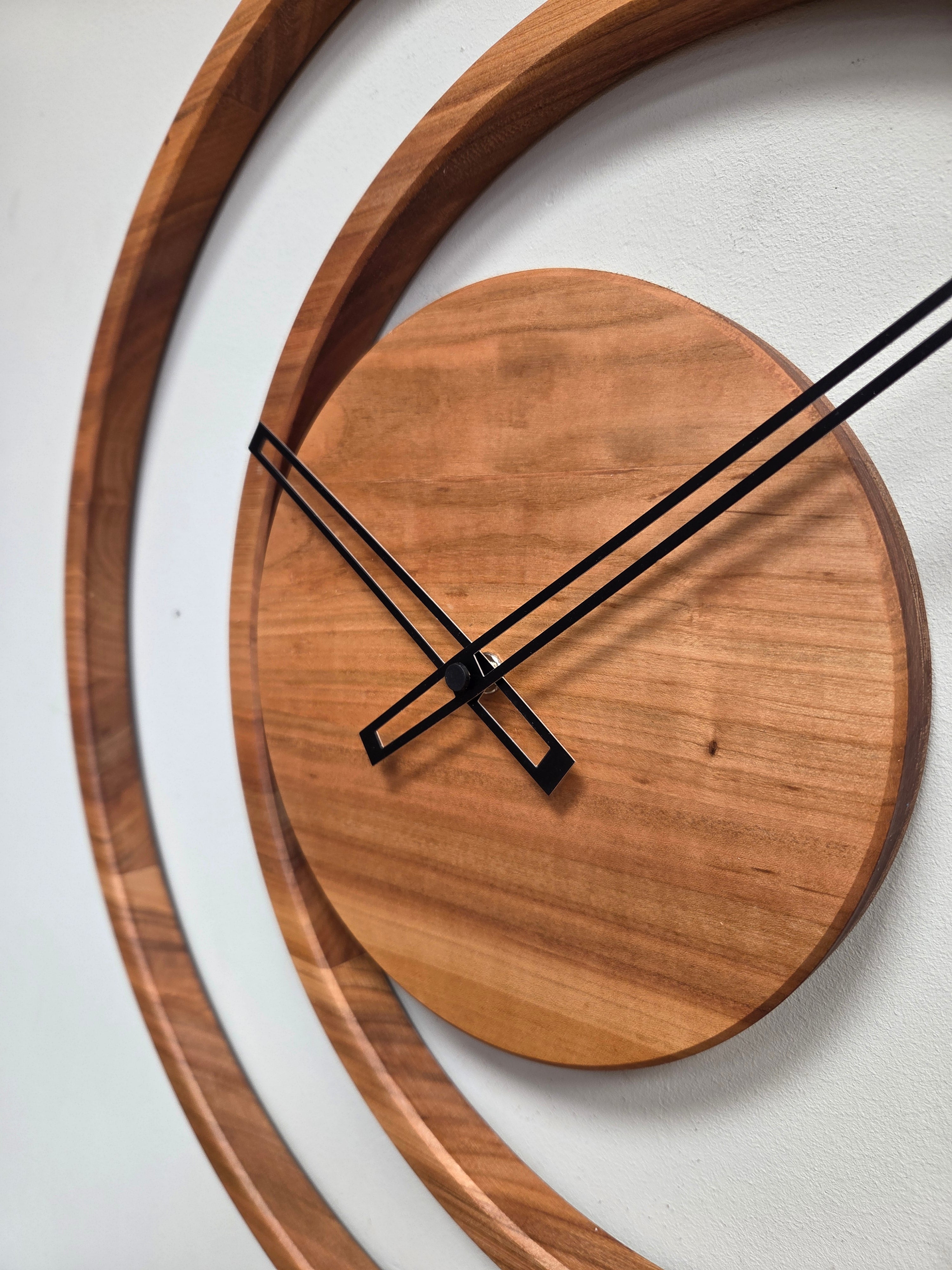 Il nido del picchio Excentrica Orologio parete ciliegio 50 cm