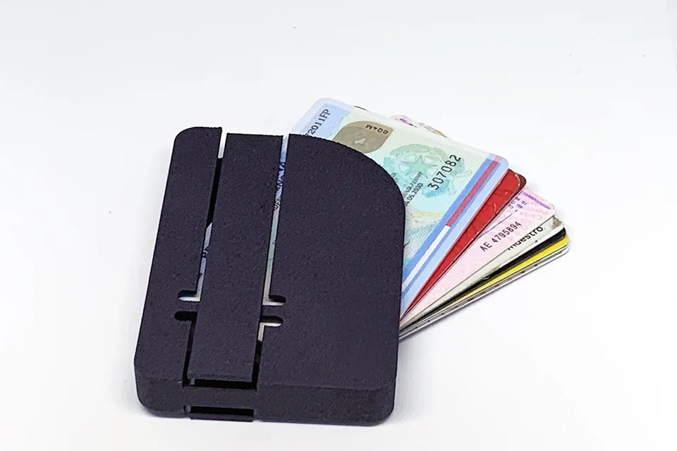 Cyrcus Design Boxellino Smart portacarte nylon nero 9 cm
