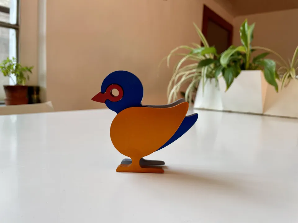 Cyrcus Design Big Nesting Bird scultura alluminio colorato