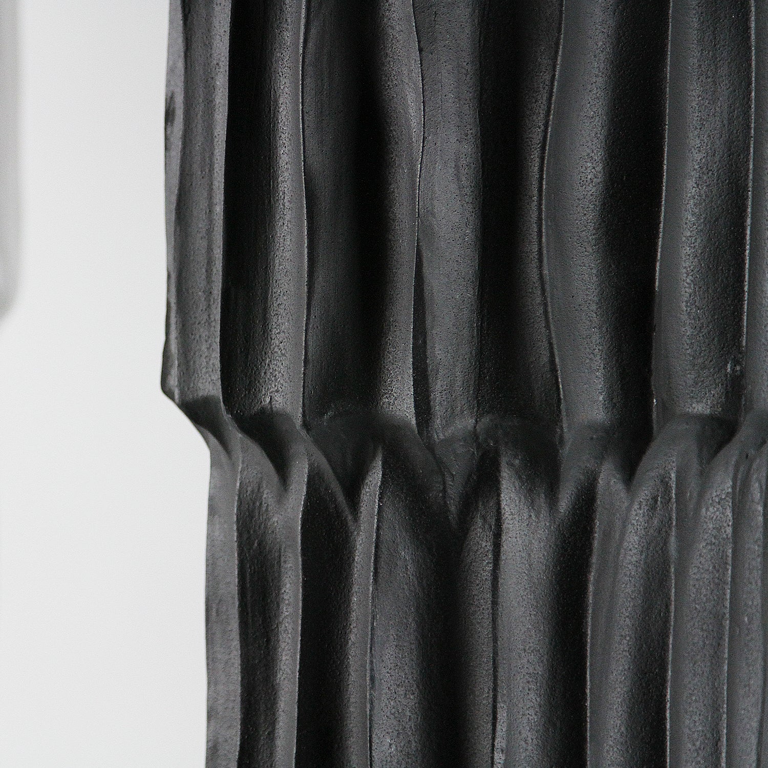 Galore Home Fluted vaso pavimento ceramica nero grande