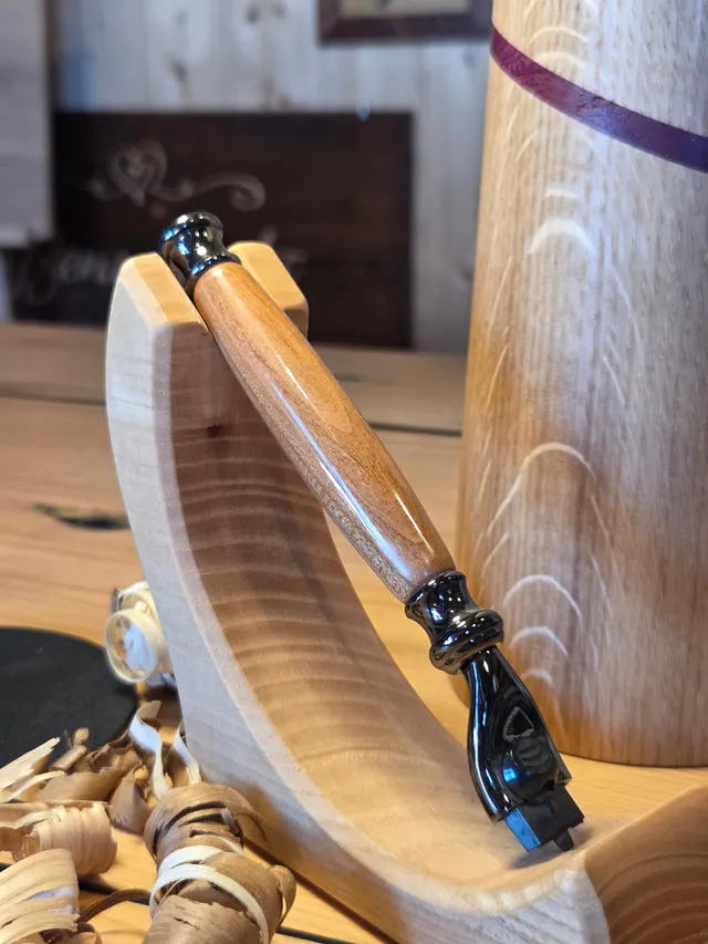 Il nido del picchio Manico rasoio in legno di ciliegio