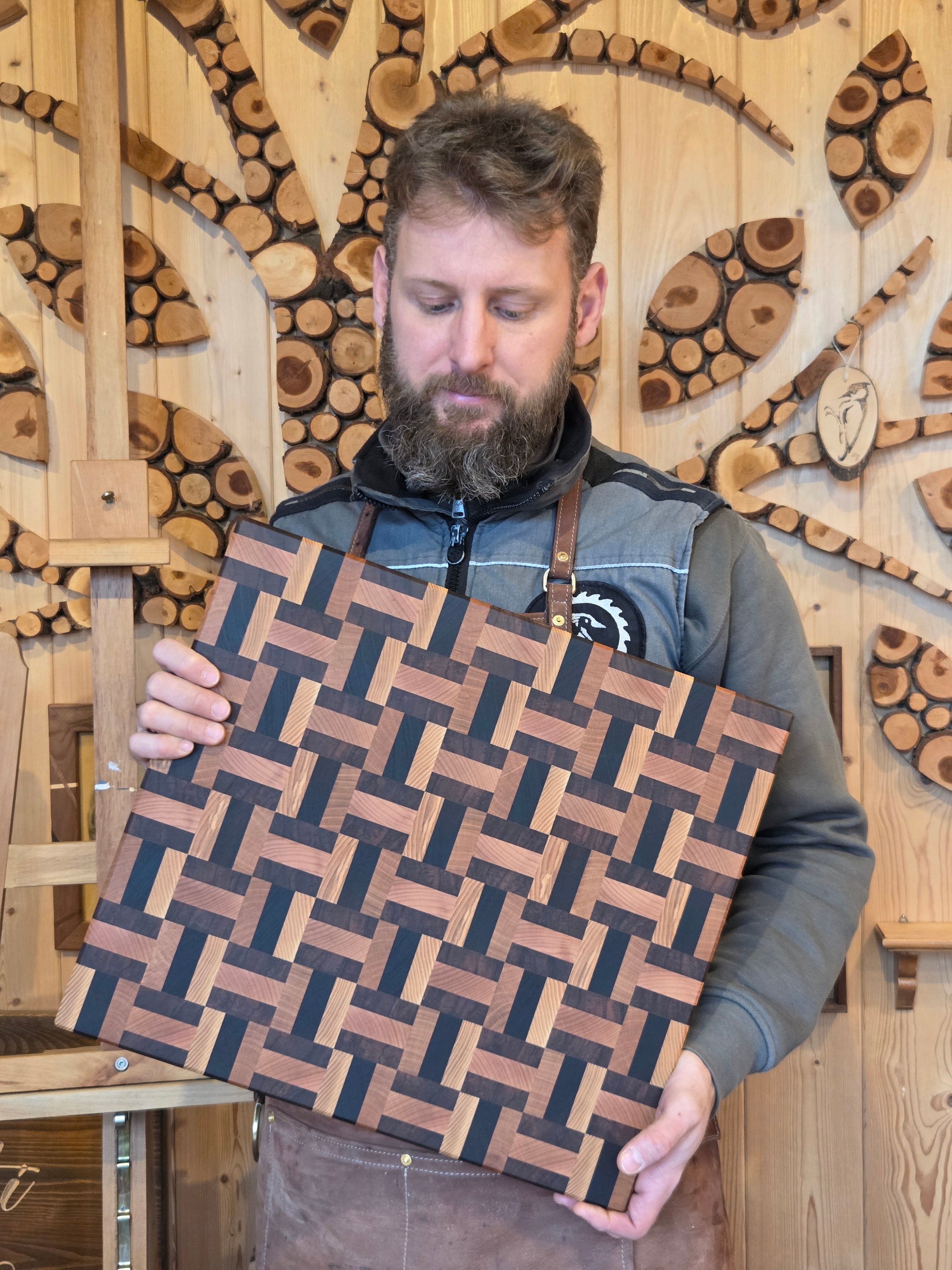 Il Nido del Picchio tagliere geometrico legno testa 40x45