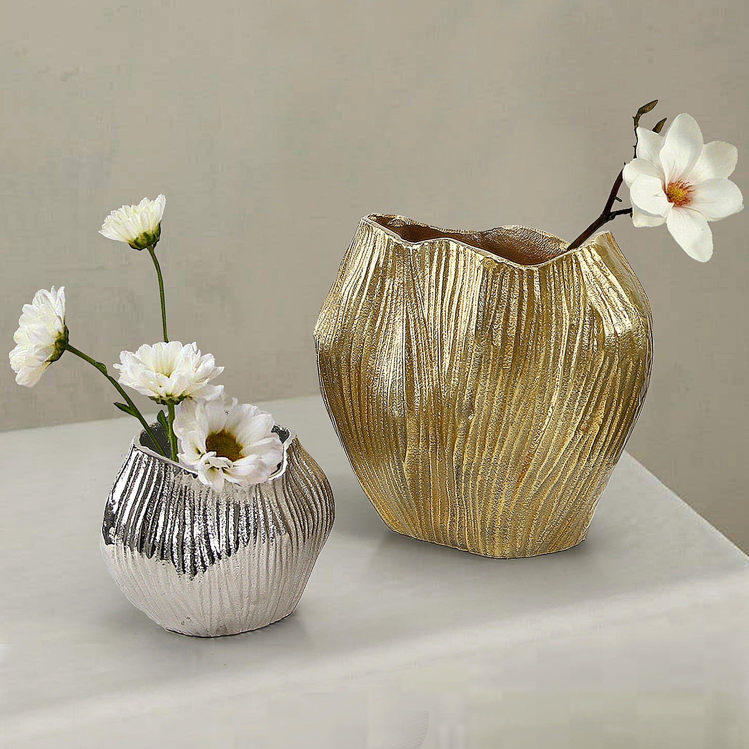 Galore Home Metallic Edge vaso in alluminio oro grande
