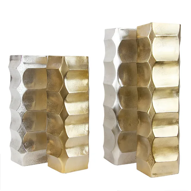 Galore Home Skyline vaso alluminio oro Small