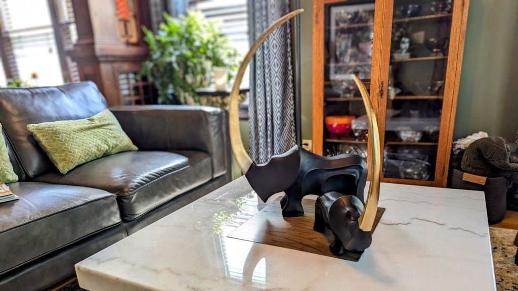 Galore Home Crescent Rhino Scultura Alluminio Large