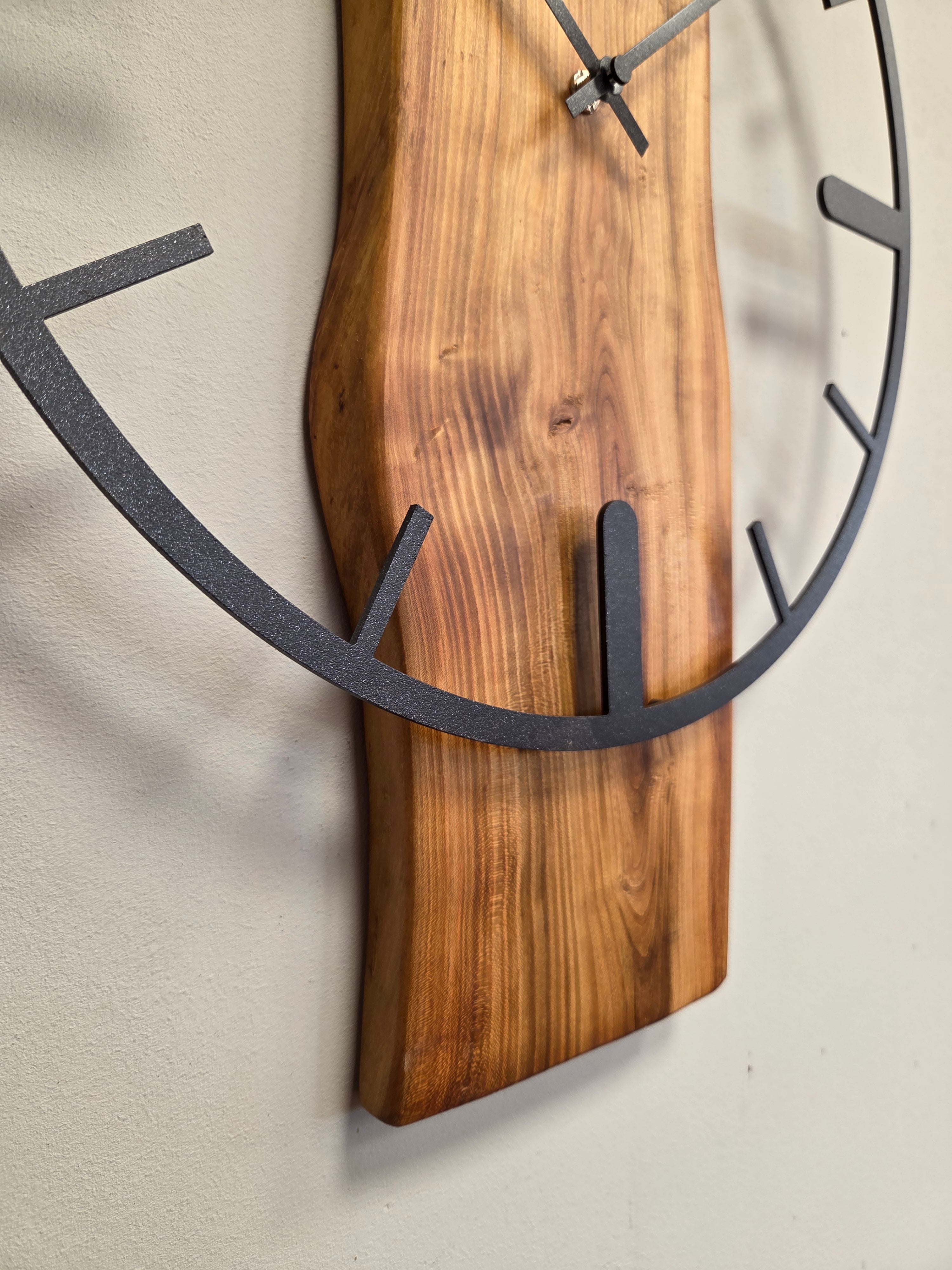 Il nido del picchio Orologio da parete ciliegio 60 cm acciaio